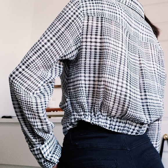 Long sleeve cropped blouse - Picture 3 of 3